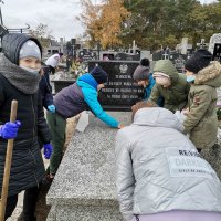 ZS Stanin - Porządkowanie grobów poległych żołnierzy