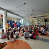 ZS Stanin - Występ Szkolnego Koła PCK dla dzieci z przedszkola