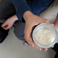 ZS Stanin - Powrót do korzeni - wyrabianie masła i sera