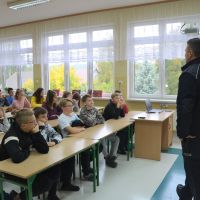 ZS Stanin - Spotkanie z funkcjonariuszami z Wydziału ds. Nieletnich Komendy Powiatowej Policji w Łukowie
